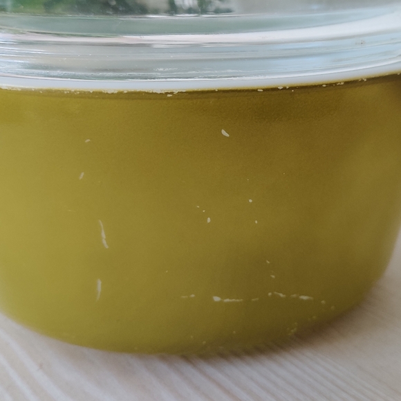 Vintage Pyrex Olive Green Pyrex 1 1/2 Quart Casserole Dish with Lid - Picture 7 of 11